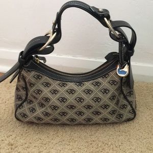 Dooney & Bourke handbag